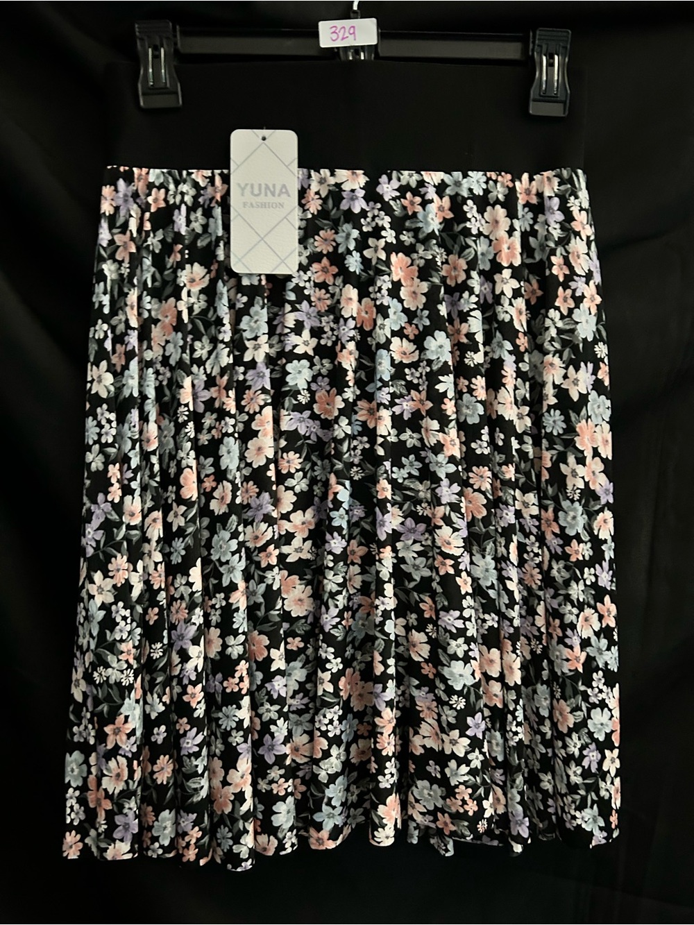 Yuna Fashion Black Floral Pleated Skirt NWT SM/MD